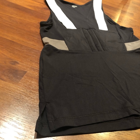 Adidas Tank Top. Climacool Breathable, Size Small - Picture 7 of 8
